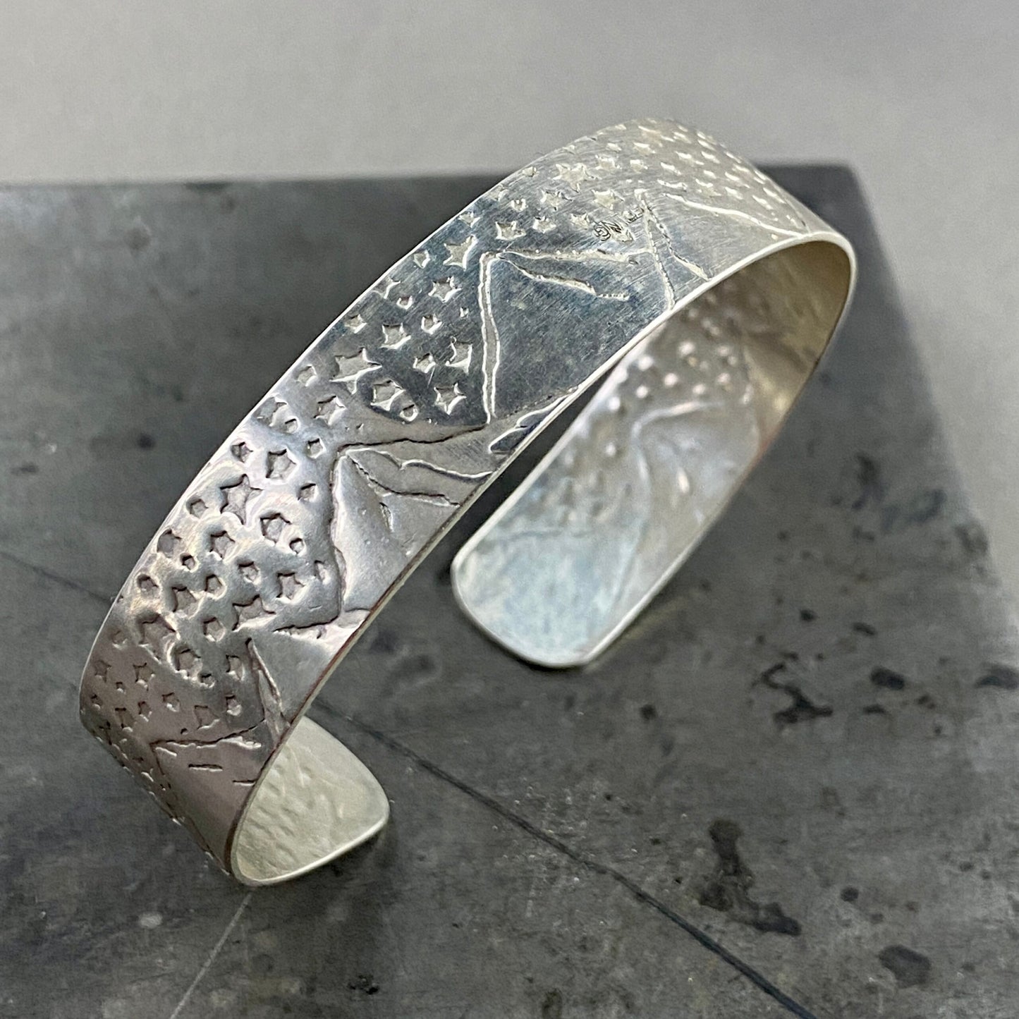 Ridge Line Cuff