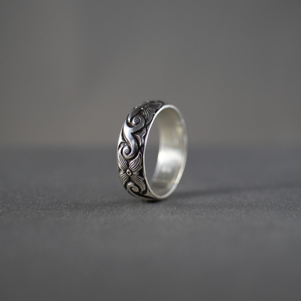 Floral Lace Band